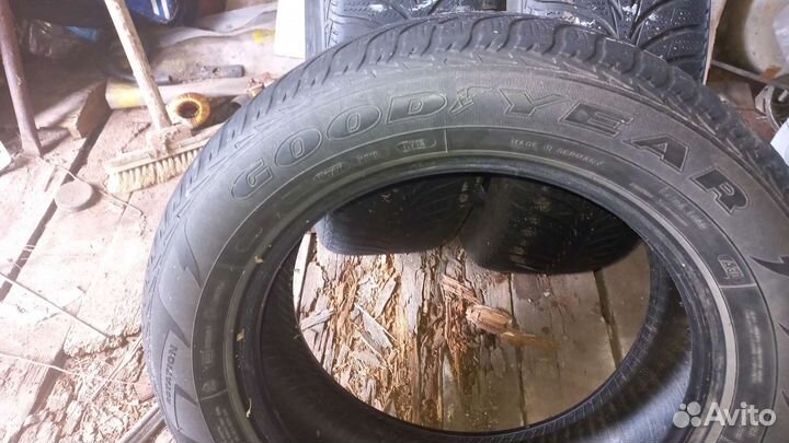 Goodyear UltraGrip Ice 205/60 R16