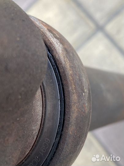 Привод правый на ford focus 2 МКПП 1.6 1.8