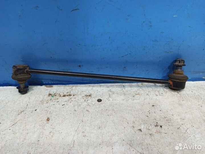 Стойка переднего стабилизатора Hyundai Santa Fe 3