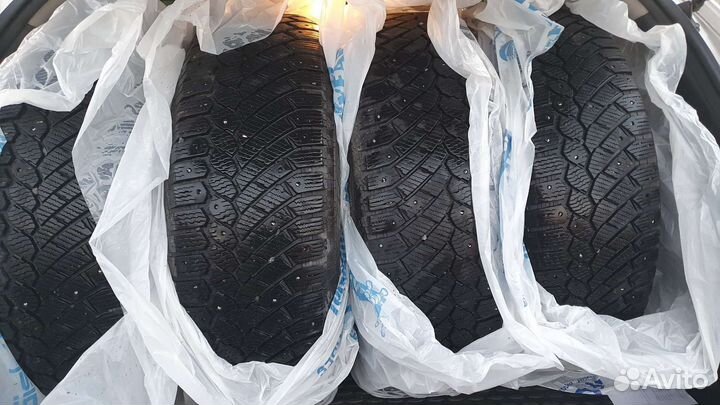 Gislaved Nord Frost 5 235/65 R17