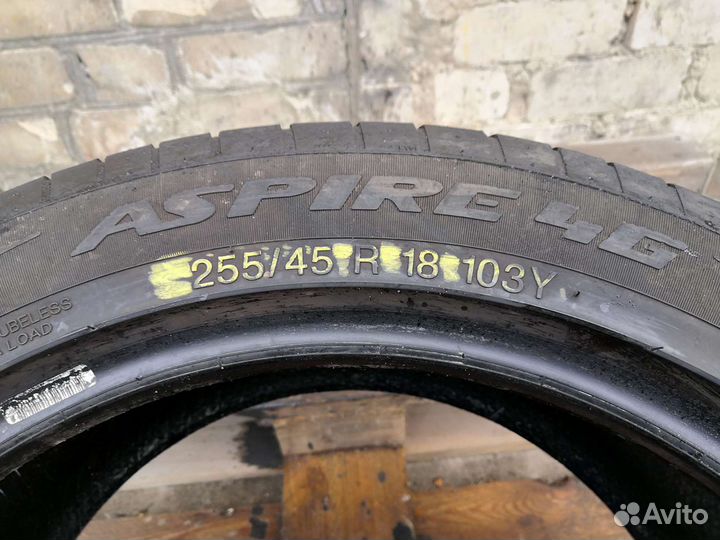Apollo Aspire 4G 255/45 R18