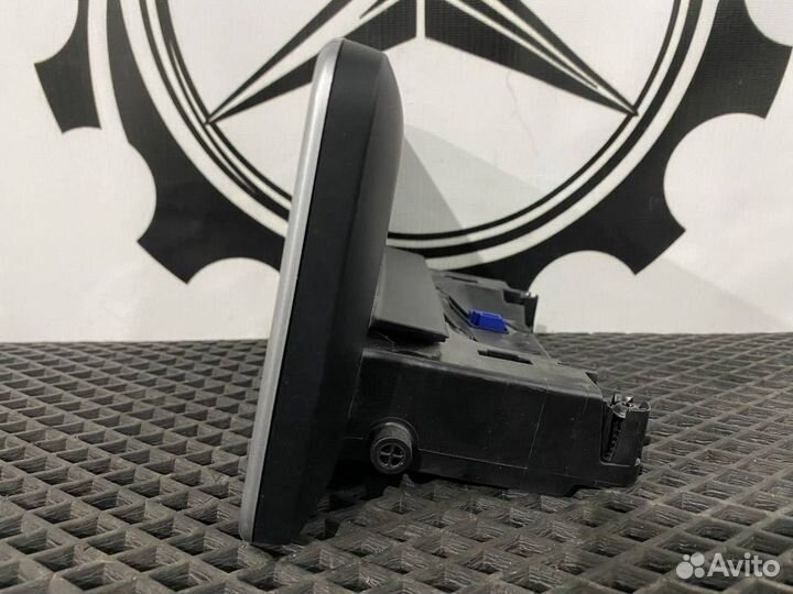 Монитор мультимедиа Mercedes-Benz C-Класс