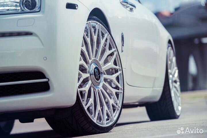 Кованые диски GT Forged R22 для Rolls-Royce Wraith