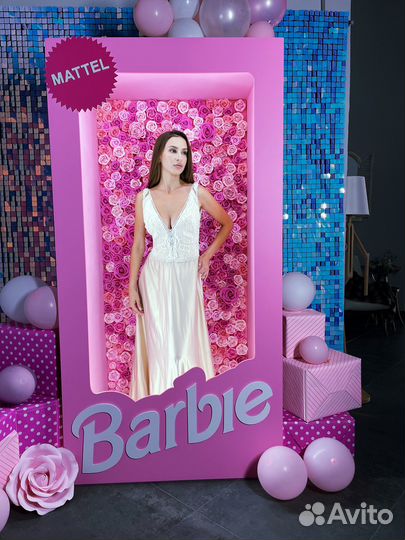 Коробка Барби фотозона