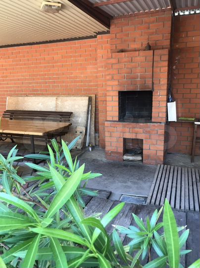 Дом 25 м² на участке 6 сот.