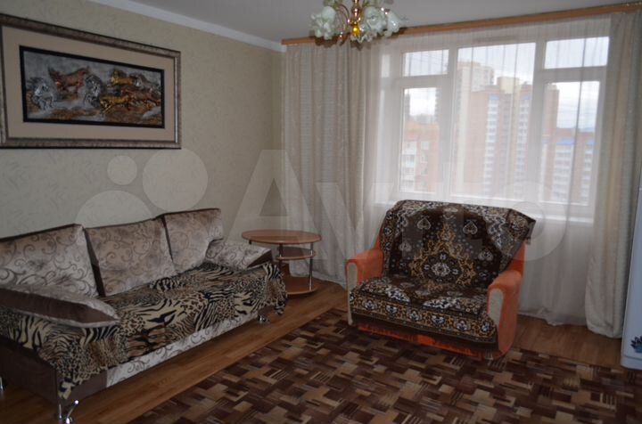 2-к. квартира, 60 м², 10/10 эт.