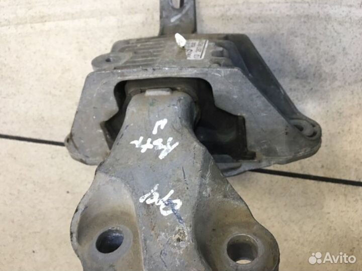 Подушка коробки передач левая Opel Astra J