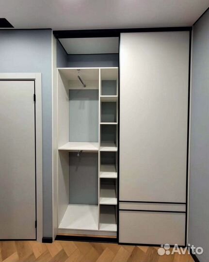 Красивый шкаф купе на заказ