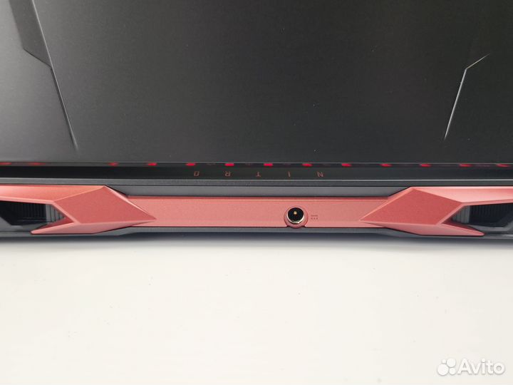 Acer Nitro 5 RTX 3050 i5-11400H 16/512GB 144Hz
