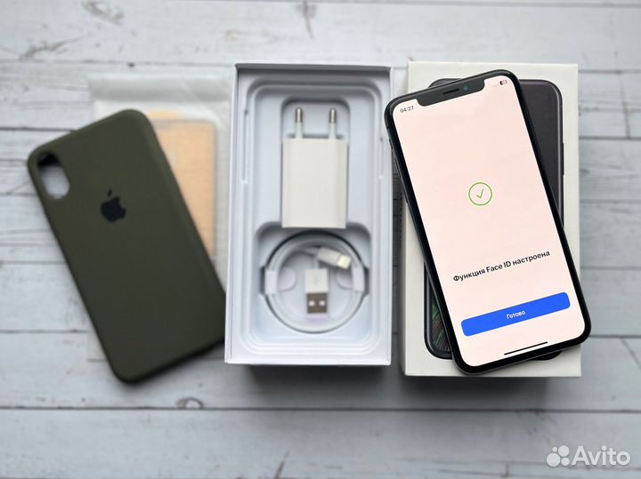 iPhone X, 64 ГБ