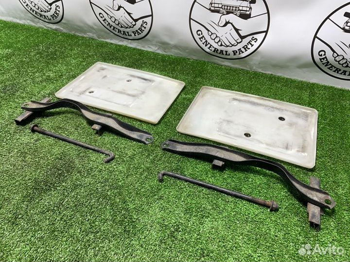 Крепление аккумулятора Toyota Hilux Surf KZN185