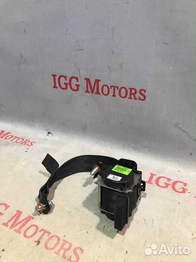 Ремень безопасности KIA cerato 2013 зад лев