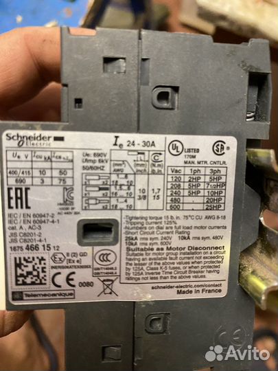 Автоматический выключатель schneider