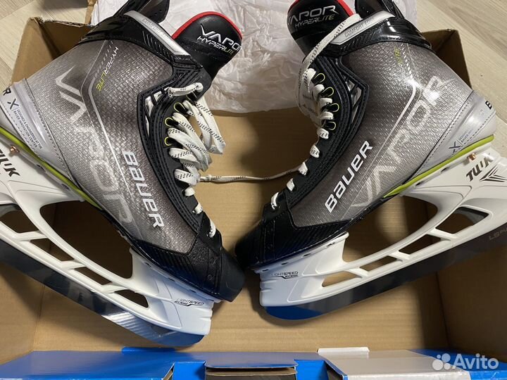 Хоккейные коньки Bauer Hyperlite SR 10 D