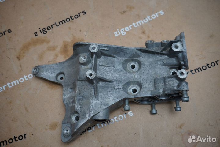 Кронштейн генератора 06J903143AH