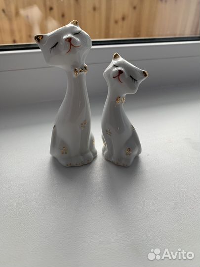 Фарфоровые статуэтки 