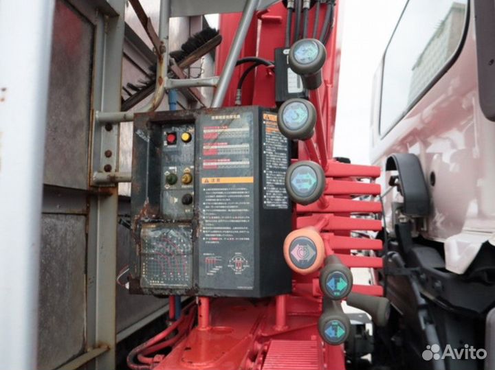 Бортовой грузовик Hino 500 (Ranger) с КМУ UNIC, 2015