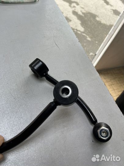 Стойки стабилизатора задние л+п Q7 cayenne touareg
