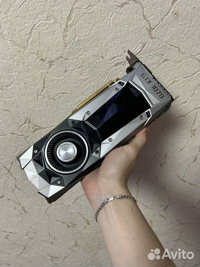 Видеокарта GTX 1070 Founders Edition (идеал)