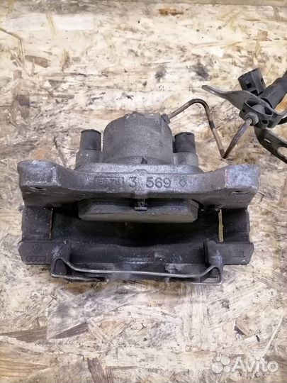 Суппорт тормозной передний левый Audi A4 B7 1.8T