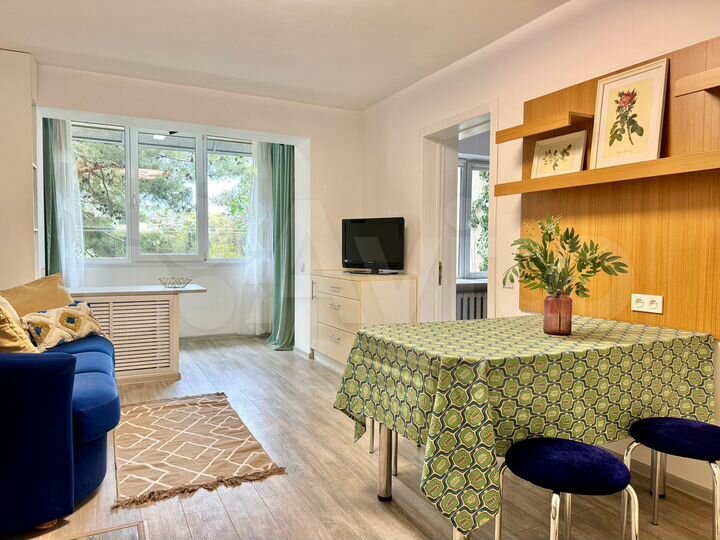 4-к. квартира, 81 м², 1/16 эт.