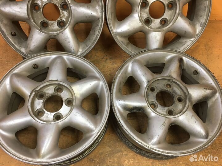 4 шт. Диски 15 5х114,3 DIA 67,1