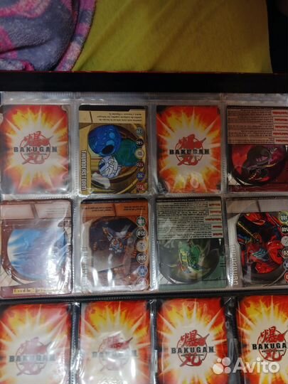Альбом карточек Bakugan
