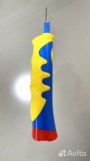 Электрическая зубная щетка Oral-B Kids