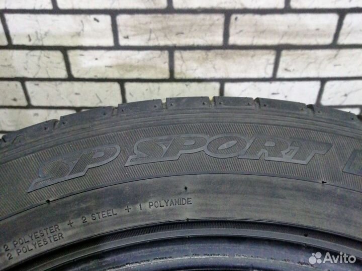 Dunlop SP Sport Maxx 050 215/55 R17 94V
