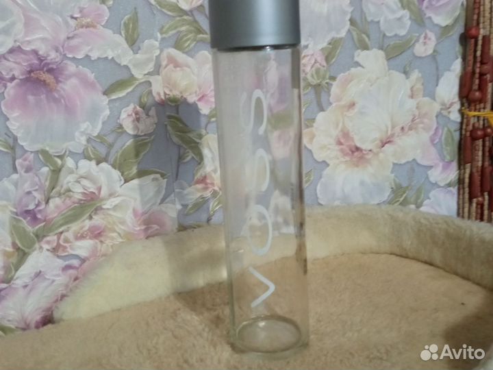 Бутылка 0.8 л voss премиальная