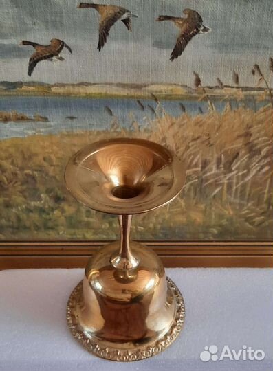 Антикварный бронзовый кубок