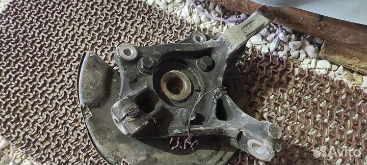 Кулак поворотный правый астра j Opel Astra