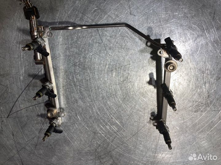 Топливная рампа Mercedes Slk R171 M272 3.5I 2007