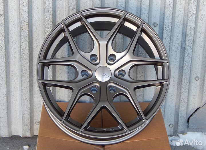 Новые диски на Toyota R18