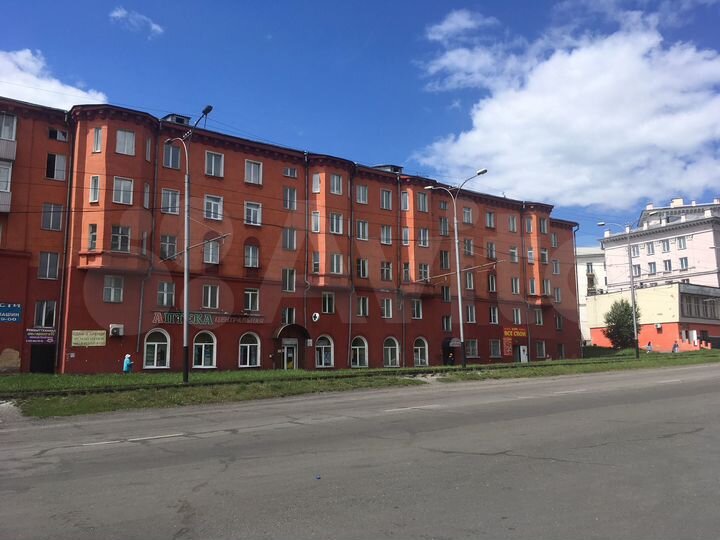 2-к. квартира, 54 м², 3/5 эт.