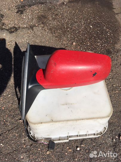 Зеркало заднего вида левое Volkswagen Passat б5+