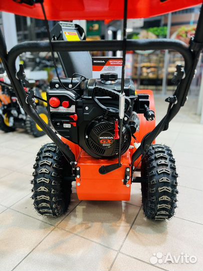 Снегоуборщик бензиновый Honda HSS GX340 13HP