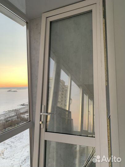 Дверь пластиковая на дачу 76,5\2,49