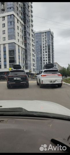 Автобокс на крышу автомобиля