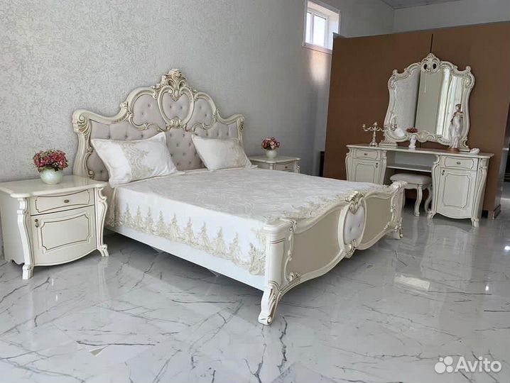 Спальный гарнитур Лорена