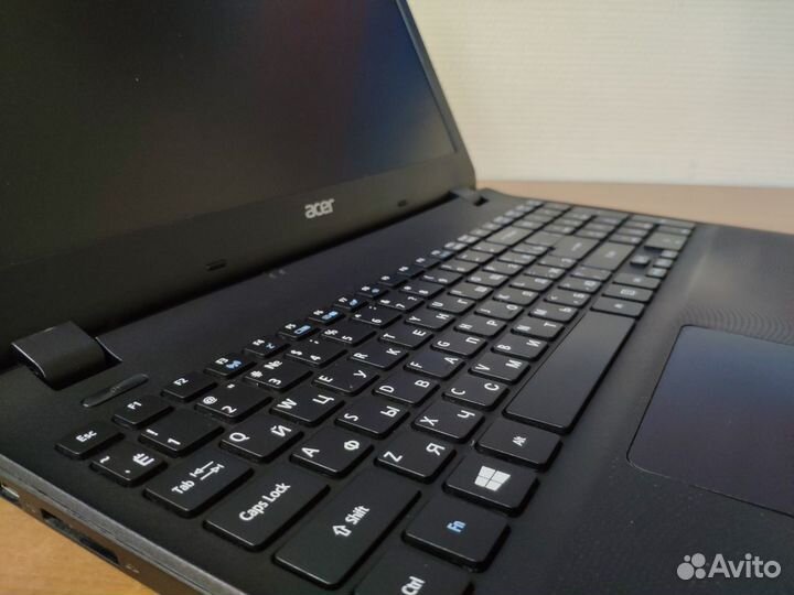 Ноутбук бу для учебы, работы, дома / Acer