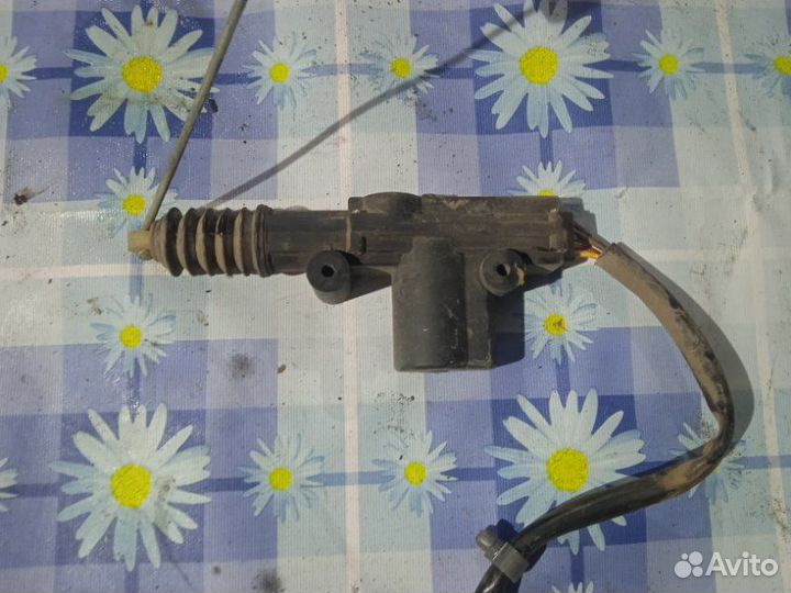 Активатор замка двери LADA 2110