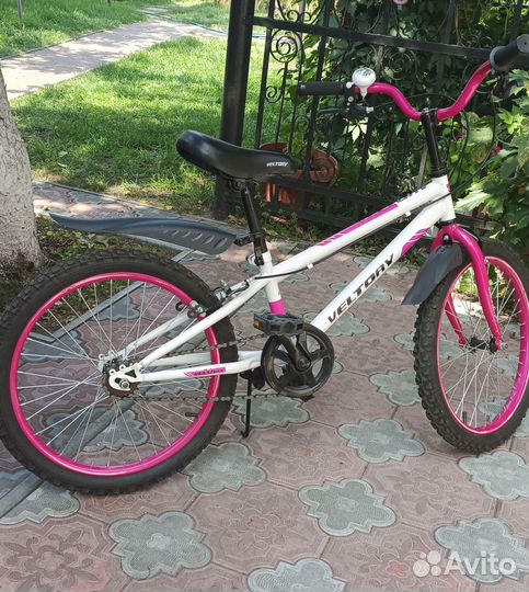 Велосипед для девочки 7 лет