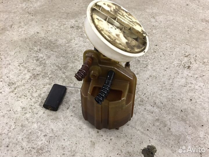 Топливный насос Mercedes W203 (3225)