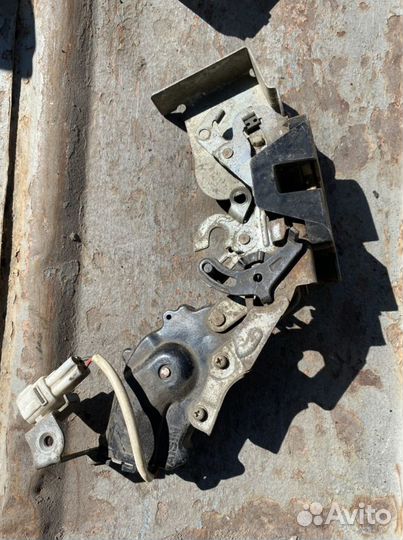 Запчасти Toyota Crown S130