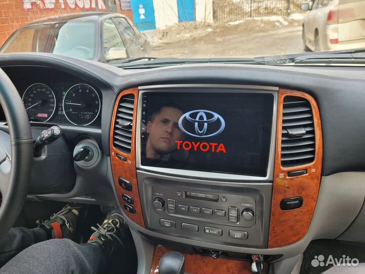 Для авто с монитором Lexus LX470, Toyota LC100