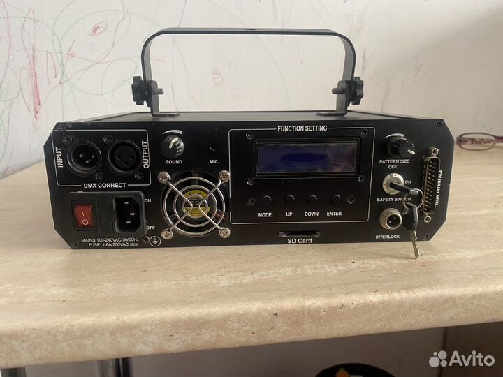 Лазерный проектор SD-700RGB