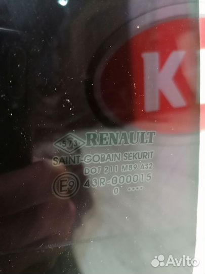 Стекло боковое двери Renault megane 3 Прав