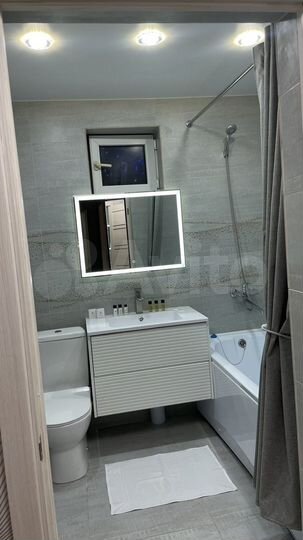 3-к. квартира, 70 м², 1/2 эт.