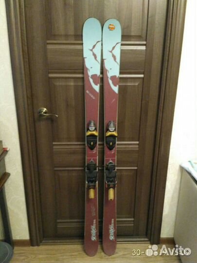 Продаю горные лыжи Rossignol Scratch pro
